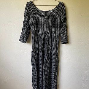 ***VINTAGE 1980's Black and White Polka Dot Jumper***